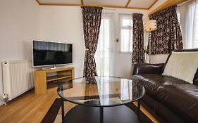 Lochlands 2Br Family Caravan - Pets-Play Park